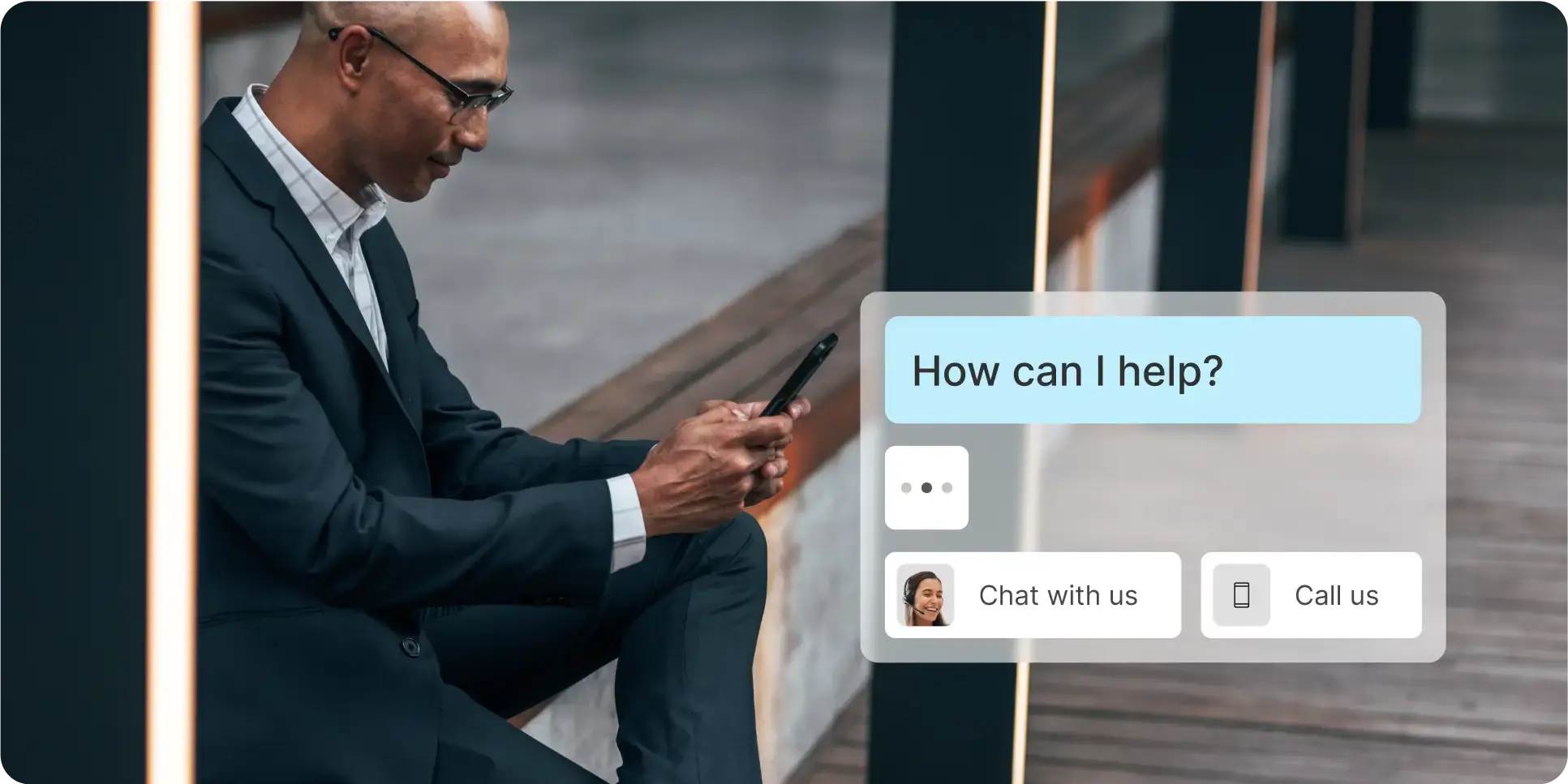 Customer support contact options with chat and call features
